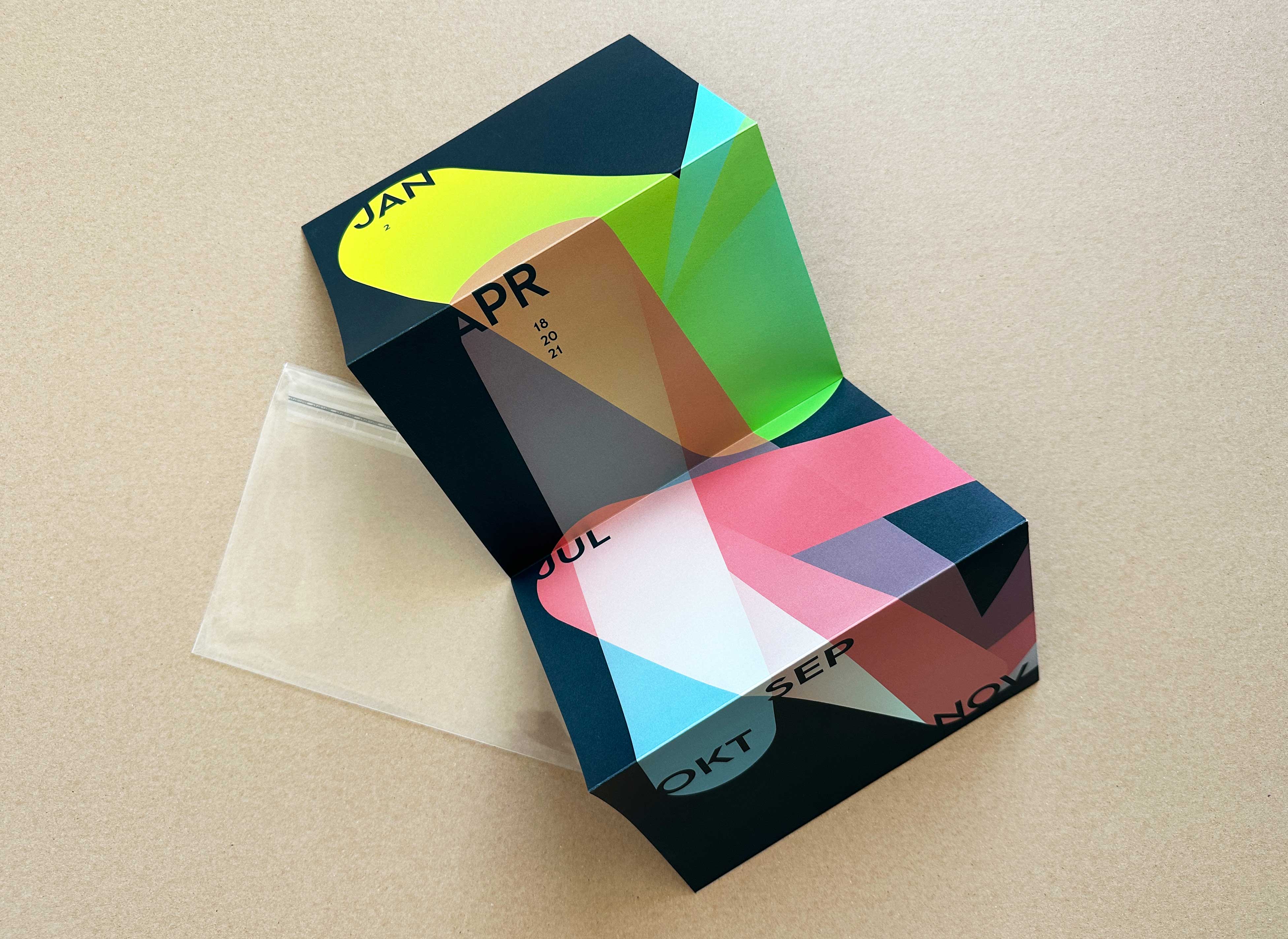 Neujahrskalender von Driven: von –12°C bis 36°C